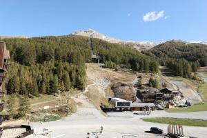 Résidence Les Carlines - Studio équipé pour 4 personnes vue pistes MAE-2304