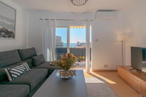 Cambural Beach Apartment - Happy Rentals