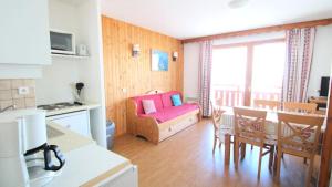 Appartements Residence Parc Aux Etoiles - 2 Pieces pour 6 Personnes 414 : photos des chambres