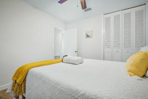 Ixora16 Heated Pool, mins to beach, airport, USSSA, Cruise Port, 1h to Disney