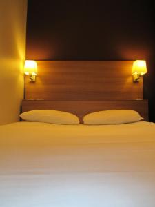 Hotels Hotel Montchapet Dijon Centre : Chambre Double Confort