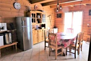 Chalet Aiguilles - Chalets pour 8 Personnes 104 : photos des chambres