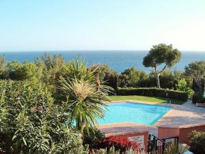 Résidence avec piscine, vue mer, tennis, parc pour enfants