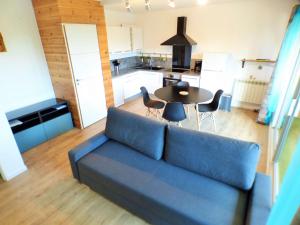 Appartements Appartement refait a neuf, residence avec piscine a Saint Mandrier village : photos des chambres