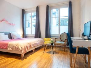 L'Amour de la Paix - City center - Garden - Near station - SmartTV65