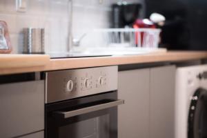 Luxury Studio with Garden next to Acropolis