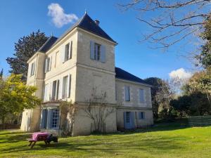 Maisons de vacances Gite au chateau : photos des chambres