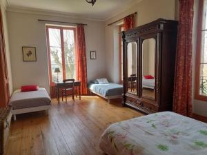 Maisons de vacances Gite au chateau : photos des chambres