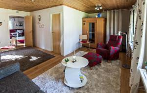 Amazing Home In Svenljunga With Wifi