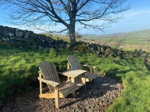 Torbant - Traditional secluded cottage with spectacular view