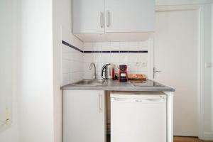 Studio Voltaire - 2G - III