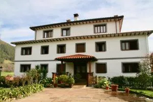 Apartamentos Rurales La Bardenilla - El Mazo