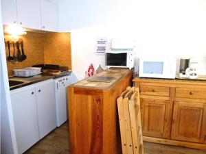 Appartements Residence Marmottes - Studio cabine avec place de parking couvert prive MAE-8274 : photos des chambres