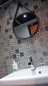 BEL APPART rénové en face des universités - 莫斯齐维勒·勒巴斯