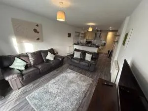 Spacious 2 Bed 2 Shower Apartment - 沃明翰