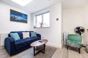 Cosy 1 Bed apartment with FREE PARKING close to Underground station zone 2 for quick access to Central London up to 5 guests - Clapham