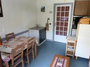 Appartements Residence Les Cretes - Studio cabine 4 personnes 2 expose Sud MAE-8044 : photos des chambres