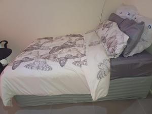 Kempton Park Lodge Esther Park