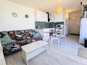 Résidence Les Nefs Des Sables - APPT T2 CAB OU MEZZ 6 couchages PORT LEUCATE. Réf: 2NEF_45K4 MAE-5304