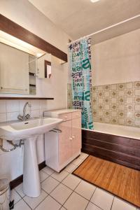 Appartements Residence Les Alpages - Appartement Sud avec vues montagnes, skis aux pieds MAE-2664 : photos des chambres