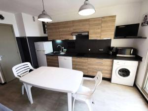 Résidence Les Nefs Des Sables - APPT T2 CAB OU MEZZ 6 couchages PORT LEUCATE. Réf: 2NEF_33K3 MAE-5534