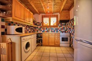 Chalet De Cassiopee - Demi chalet dans un cadre exceptionnel a côté des pistes MAE-2944