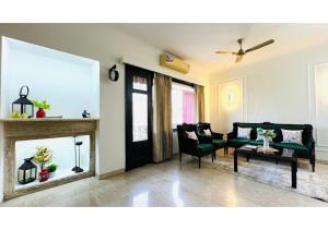 BluO Vasant Vihar PVR - Terrace Garden, Lift