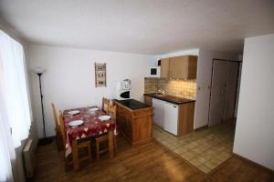 Résidence Rochechateau - Studio cabine 4 personnes exposé Ouest MAE-4234