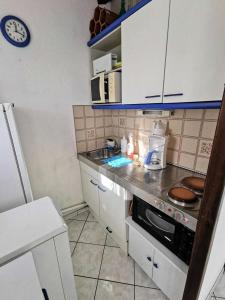 Résidence Les Barcarelles - VILLA T2 CABINE 4 couchages LE BARCARES MAE-1334