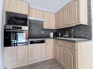 Résidence Les Yoles - Villa trois pièces mezzanine pour 8 personnes à Port Leucate. Réf: 2YOL_37 MAE-4004