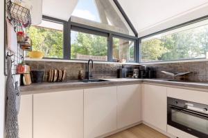 Mooie gezinsvriendelijke villa met ruime tuin!