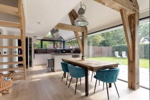 Mooie gezinsvriendelijke villa met ruime tuin!