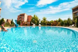 Nessebar and Holiday Fort Apartments - ساني بيتش