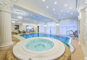 太阳能宫SPA&康体酒店 - Czerwonki