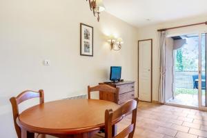 Appartements La Residence du Golf - maeva Home - Appartement 2 pieces 4 personnes - Confort MAE-5444 : photos des chambres