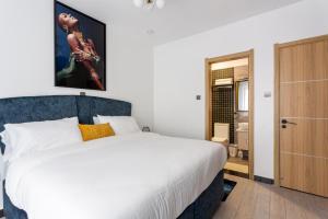 Inikas Living Luxurious 1 Bedroom (2)