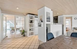 4 Bedroom Amazing Home In Ringkøbing