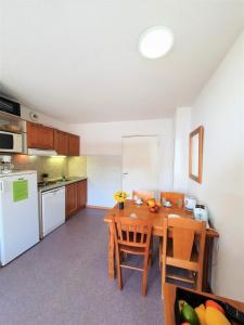Appartements Residence Les Toits Du Devoluy - 2 PIECES 4 PERSONNES BALCON EXPO SUD MAE-8734 : photos des chambres
