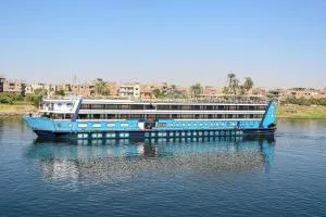 Magic I Nile Cruise Deluxe Boat The scheduled departure is on Saturday for a 7-day Nile cruise - El Dab‘îya
