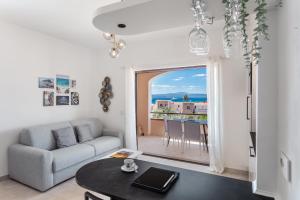 Terrazza Pascoli in Golfo Aranci- Sea View Apt!