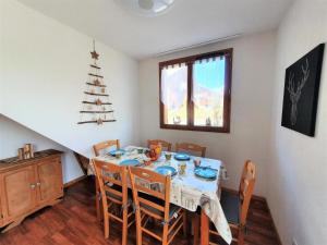 Residence Le Hameau Du Puy - Chalets pour 6 Personnes 234 : photos des chambres