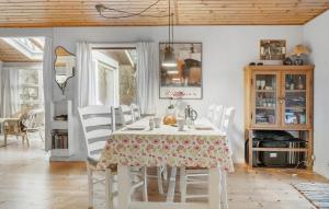 Cozy Home In Højby With Wi-Fi