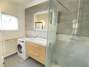 T2 rénové proche plage et centre, parking, animaux, Wi-Fi - FR-1-432-2