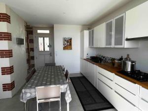 Maisons de vacances Pornichetine pour 8 personnes face a l'ocean et a 100m du marche : photos des chambres
