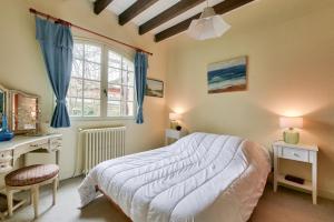 Maisons de vacances A 750m de la plage d'Ares- maison familiale pour 6 : photos des chambres