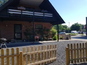 5min walk to LEGO House - two bedrooms on Loft floor with Balconywith garden