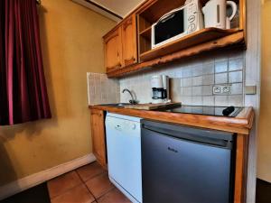 Résidence Charmette - Appartement 5 personnes ski aux pieds aux Ménuires MAE-4974