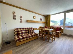 Résidence Chaviere - Studio 4 pers à la Croisette - vue sur les pistes - accès 3 Vallées MAE-5464