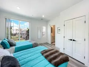 Central DC APT , City Skyline View , Close to All - River Terrace