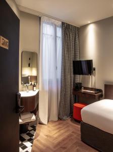 Standard Single Room room in ibis Styles Paris Gare du Nord TGV